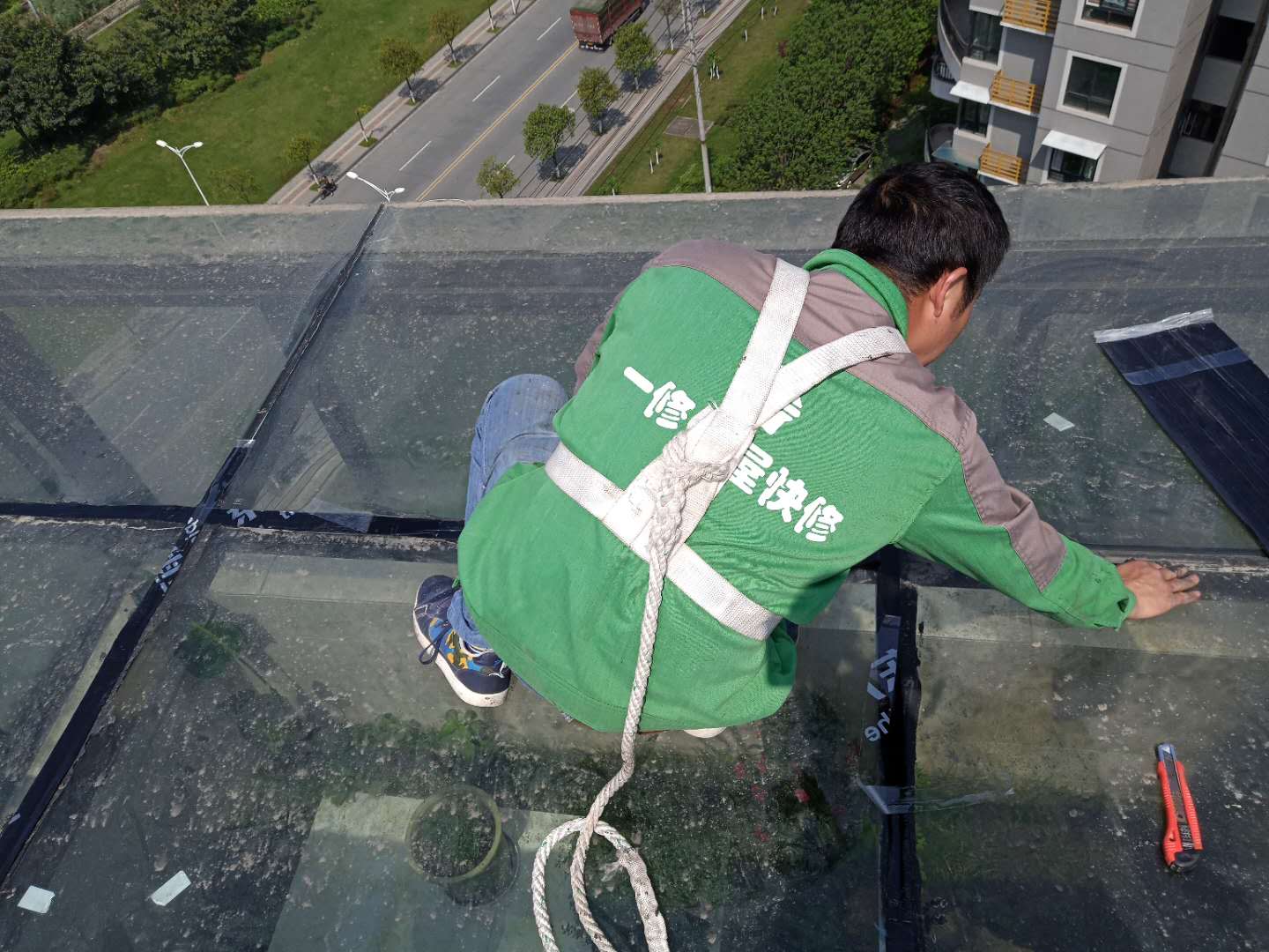 建筑屋面防水怎么做,做法方法多少錢,建筑屋面防水施工方案